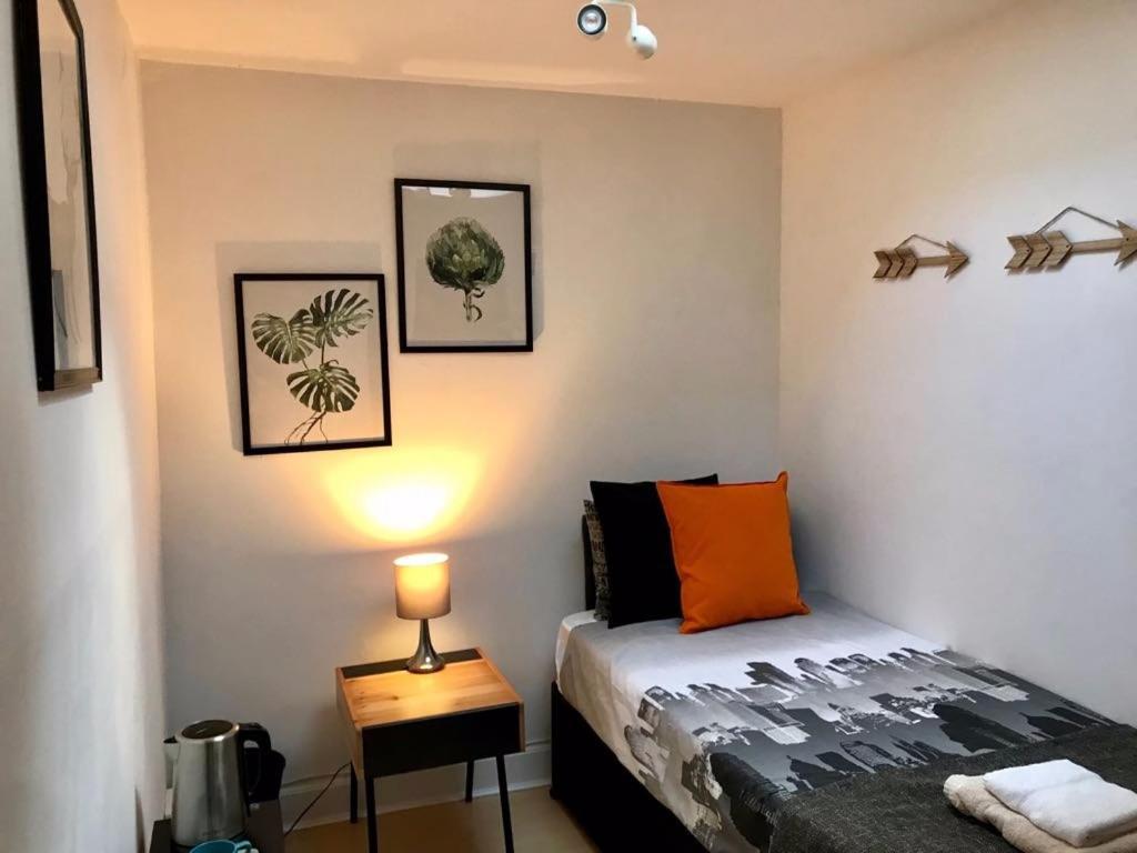 Kingsview Rooms เอดินบะระ ภายนอก รูปภาพ