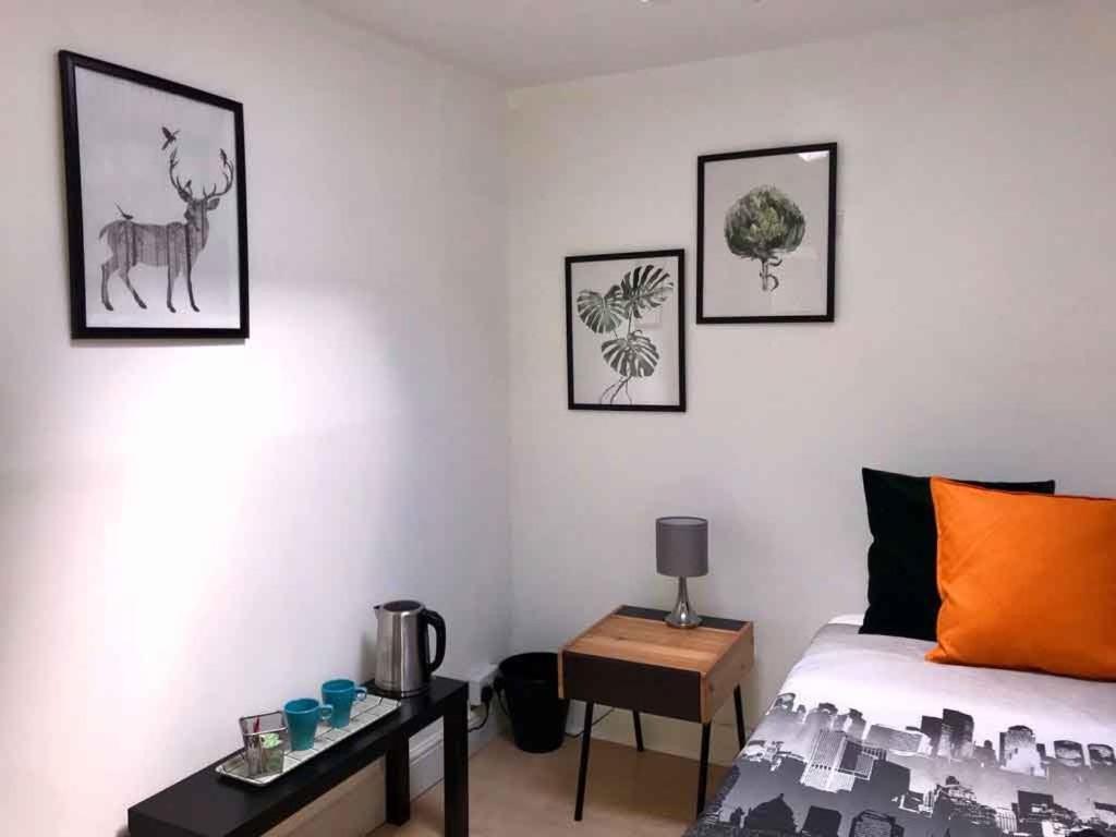 Kingsview Rooms เอดินบะระ ภายนอก รูปภาพ