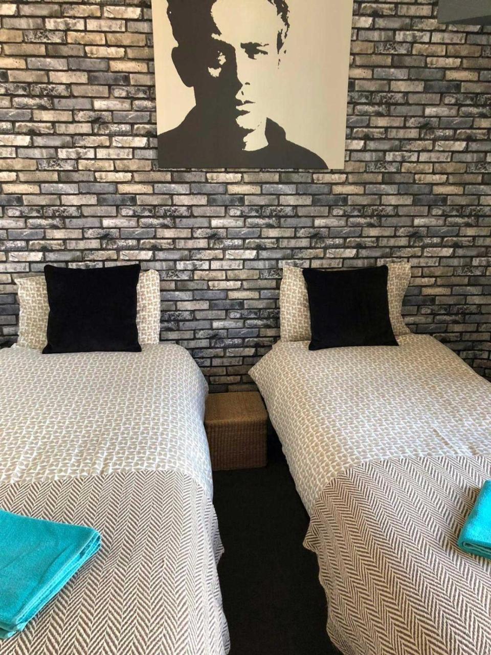Kingsview Rooms เอดินบะระ ภายนอก รูปภาพ